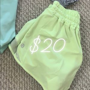 Lululemon hotti hot short 2.5